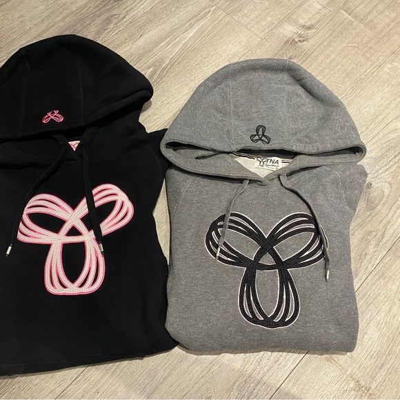 two TNA sweaters - Picture 2 of 6